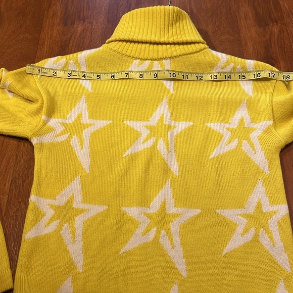 Perfect Moment Turtle Neck Extra Fine Merino Wool Star Logo Top - Picture 8 of 9
